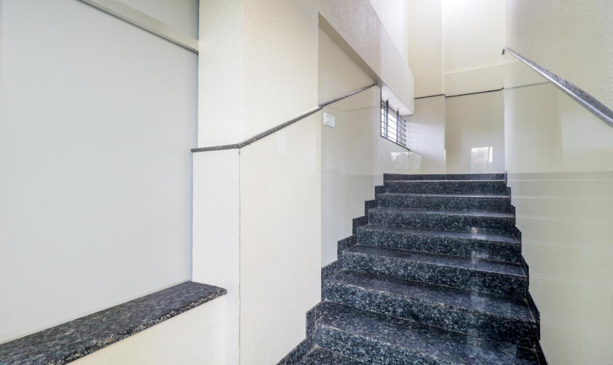 Treebo Anjani Fortune Suites Bangalore Luaran gambar