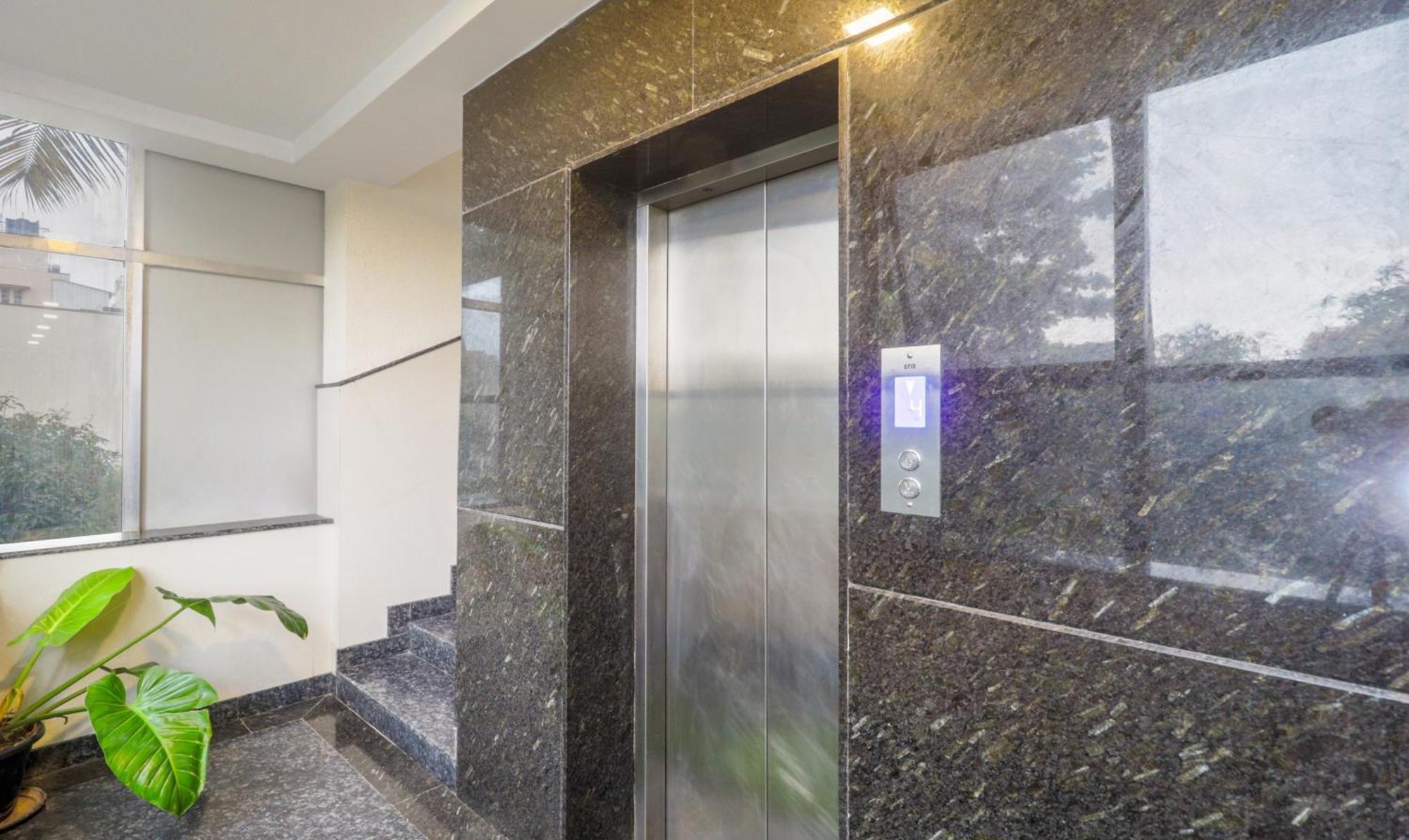 Treebo Anjani Fortune Suites Bangalore Luaran gambar